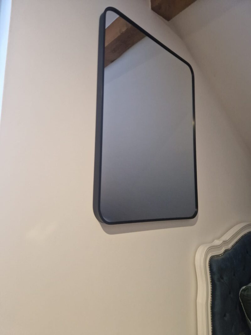 Lustro prostokątne w aluminiowej ramie loft 80x60 cm– czarne - obrazek 5